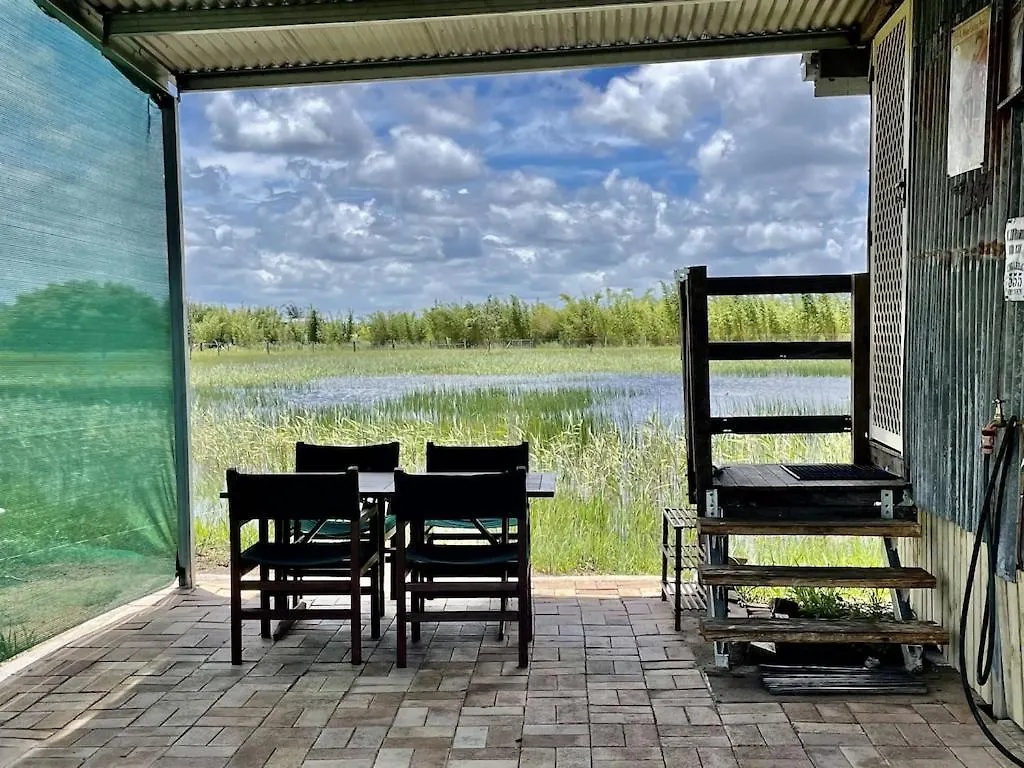 Maroochy River Cabin In The Dam Paddock, 10 Min To The Beach. شاليه Maroochy River
