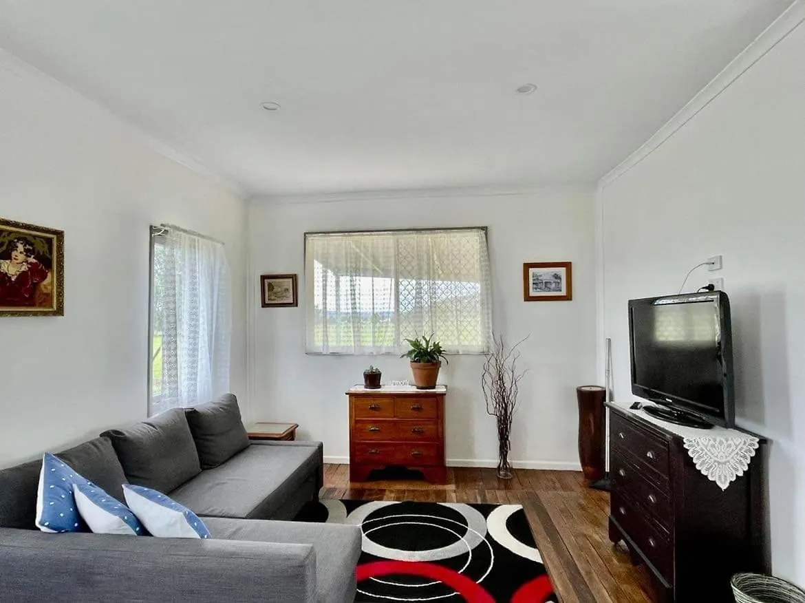 شاليه Maroochy River Cabin In The Dam Paddock, 10 Min To The Beach.
